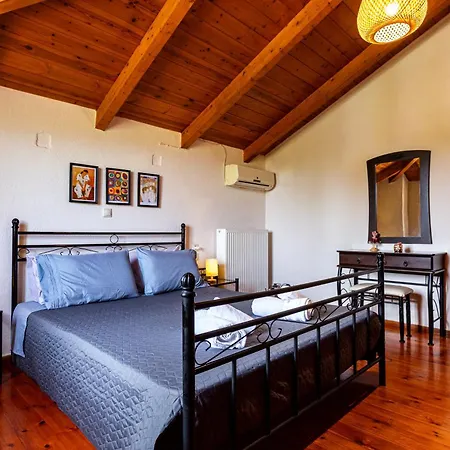 Casa Heliopetra